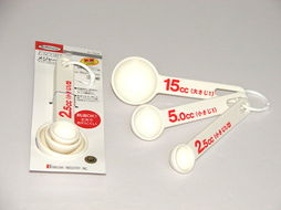 日單來料加工全出口日用品 優質日本名牌與針紡織品，零售批發皆宜